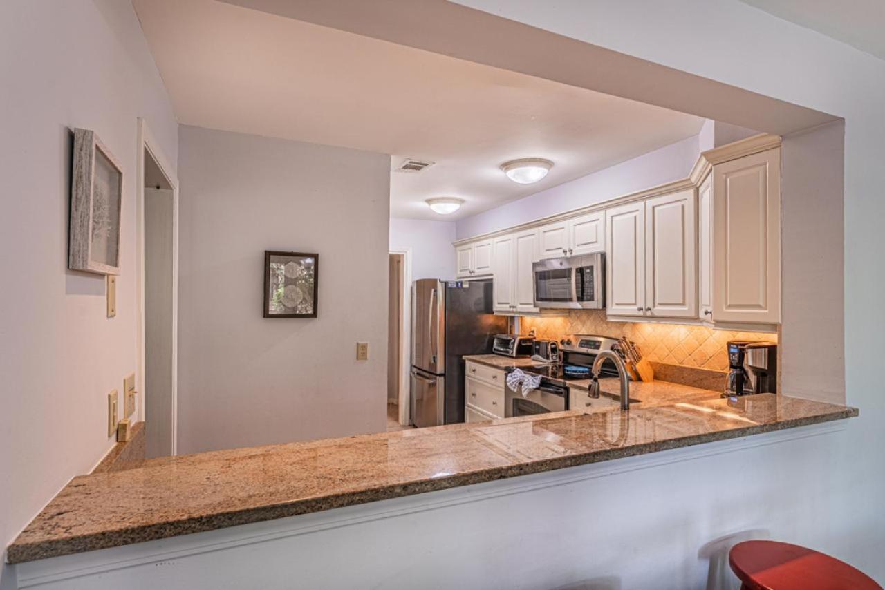 Pet Friendly! 503 Plantation Club Walk To Pool Sleeps 6 Sea Pines Villa Хилтън Хед Айлънд Екстериор снимка