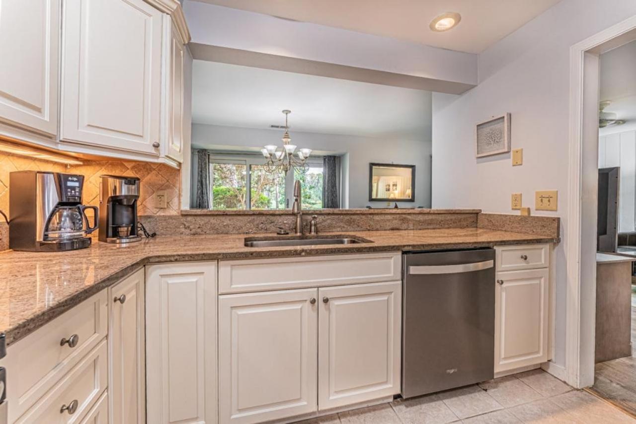 Pet Friendly! 503 Plantation Club Walk To Pool Sleeps 6 Sea Pines Villa Хилтън Хед Айлънд Екстериор снимка