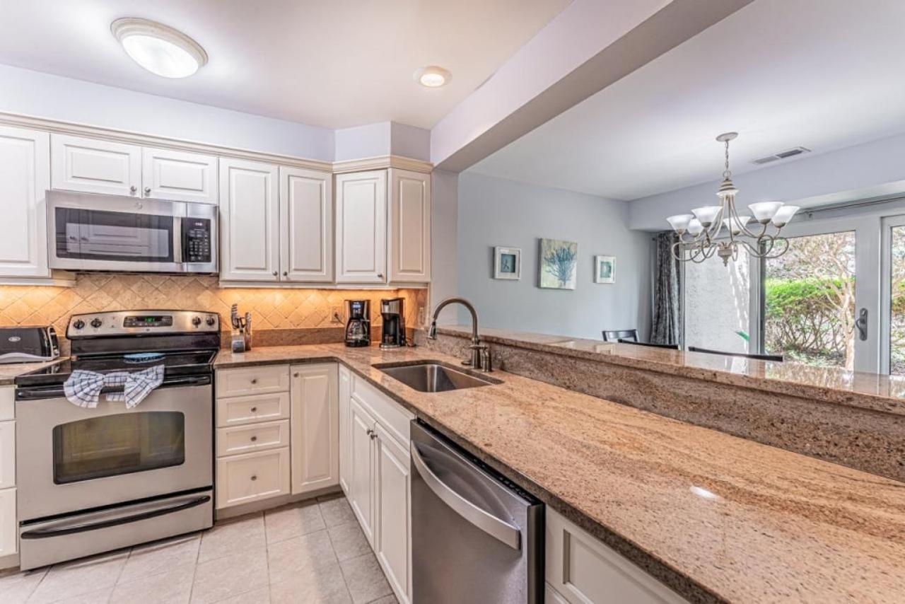 Pet Friendly! 503 Plantation Club Walk To Pool Sleeps 6 Sea Pines Villa Хилтън Хед Айлънд Екстериор снимка